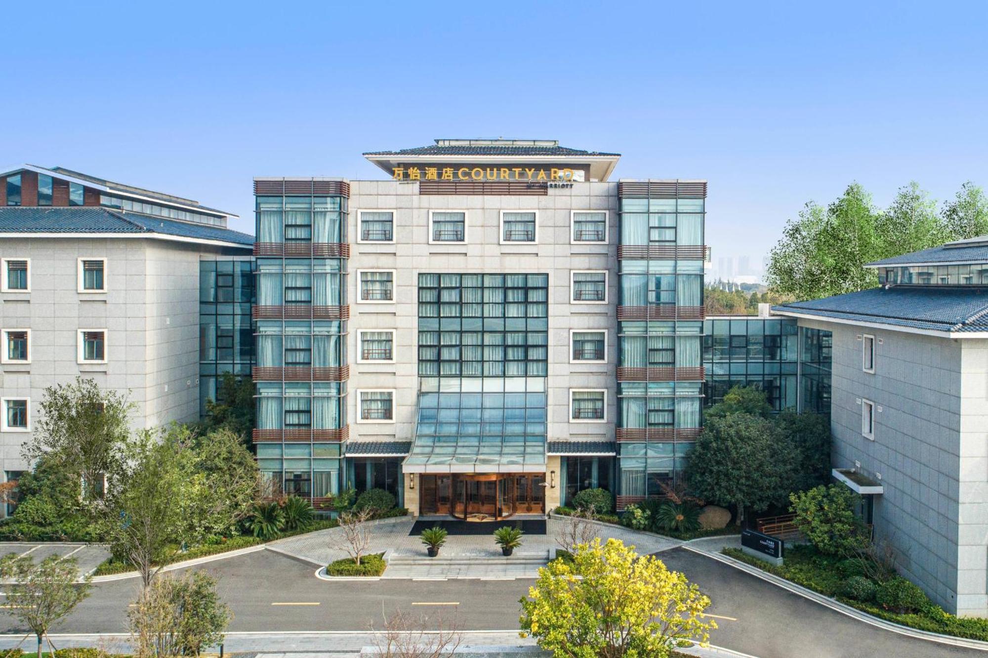 Courtyard By Marriott Wuxi Lihu Lake Exterior photo